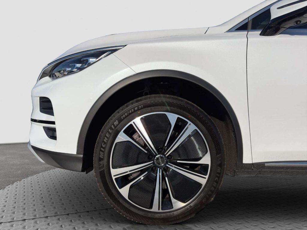 BYD Tang