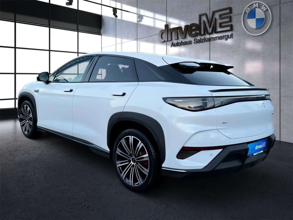 BYD Sealion 7
