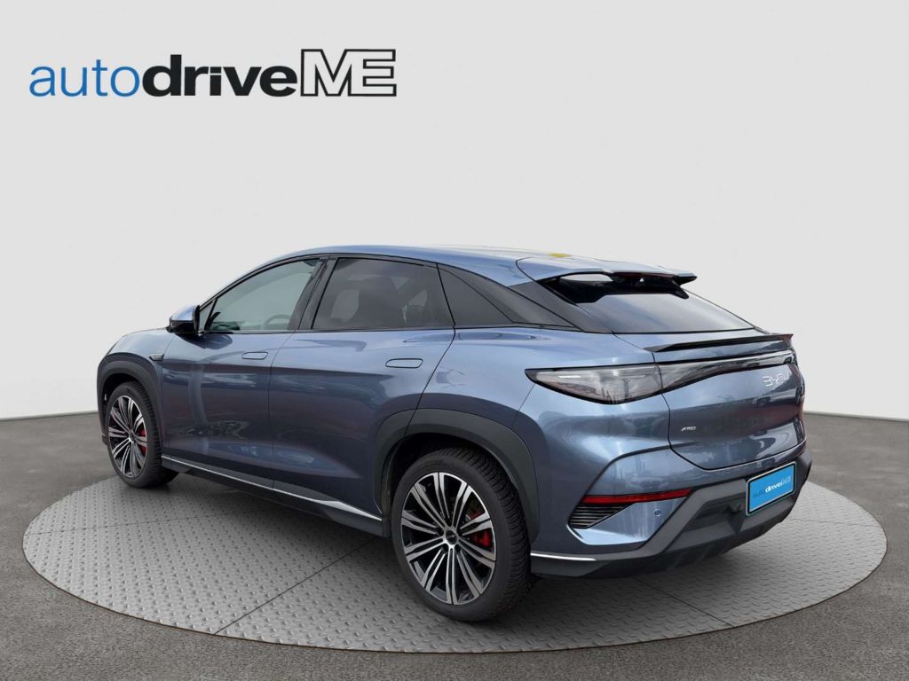 BYD Sealion 7
