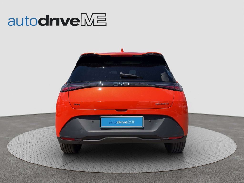 BYD Dolphin Surf