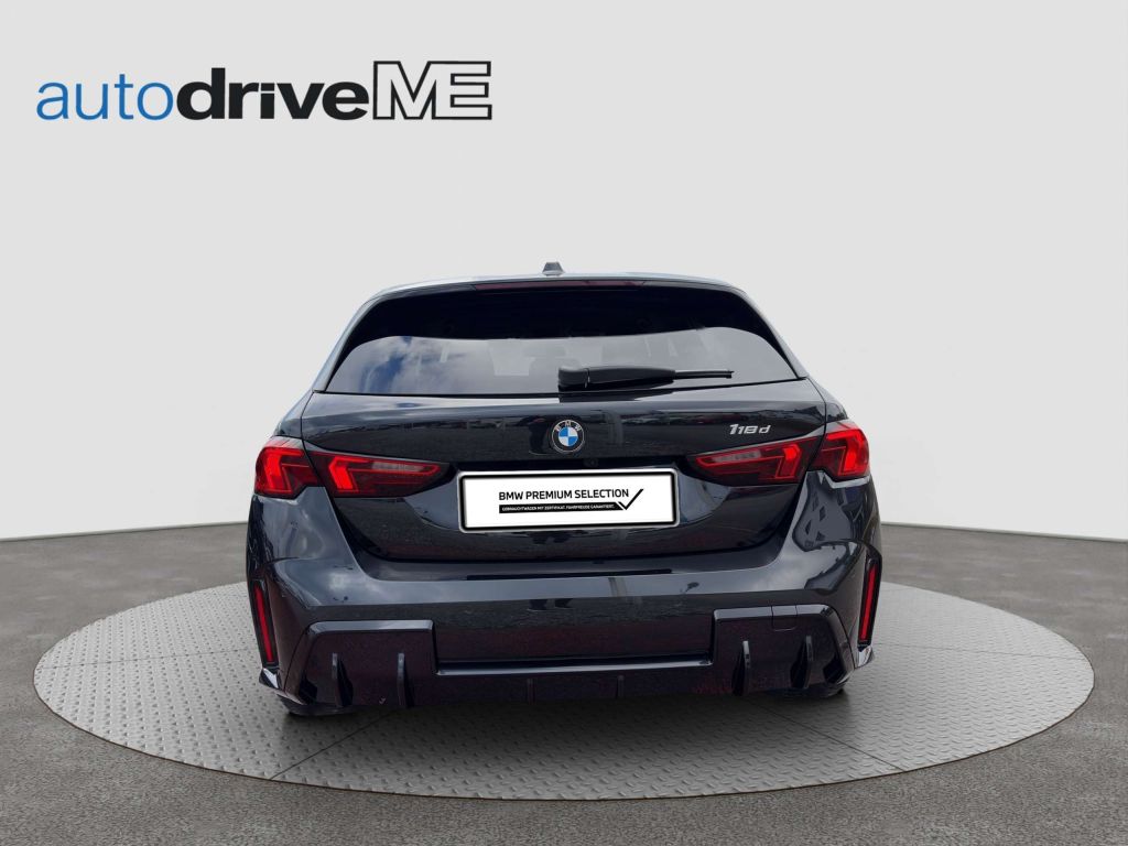 BMW 118