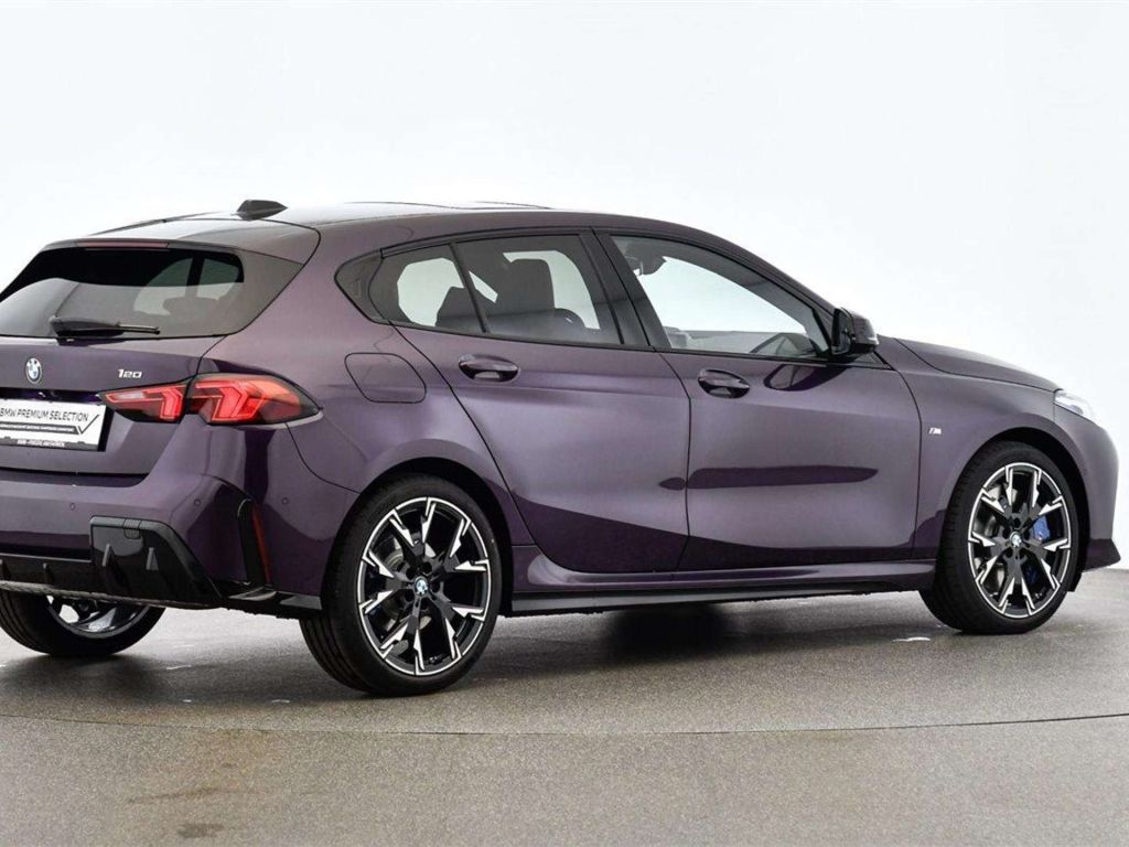 BMW 120