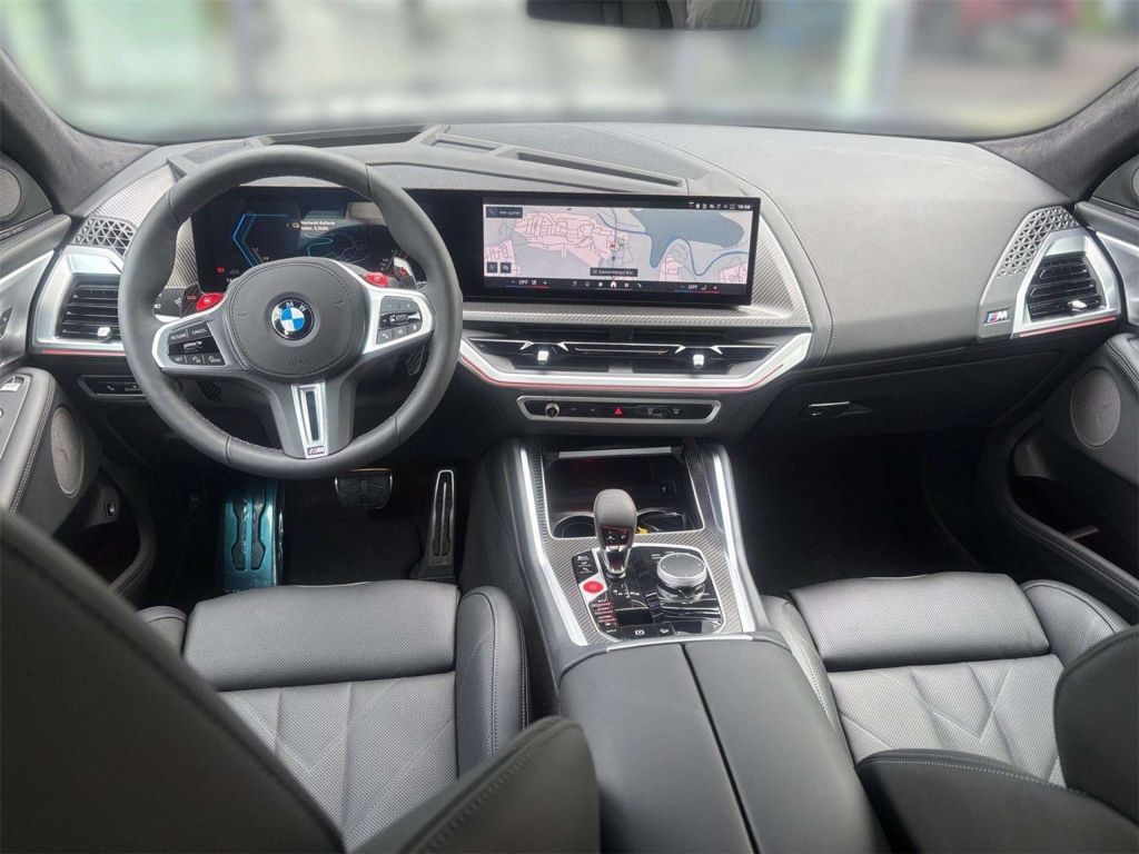 BMW XM