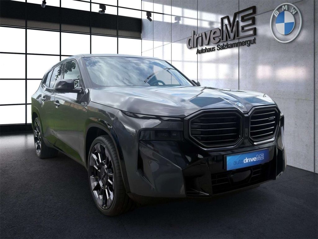 BMW XM
