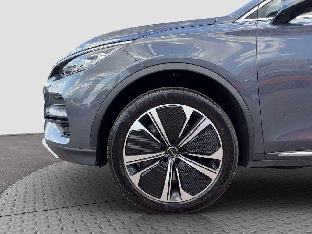 BYD Tang
