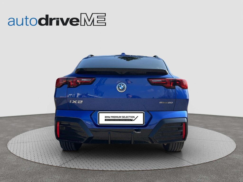 BMW iX2