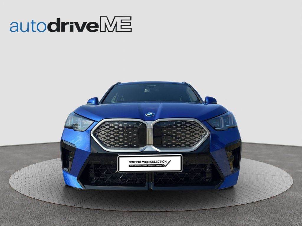 BMW iX2
