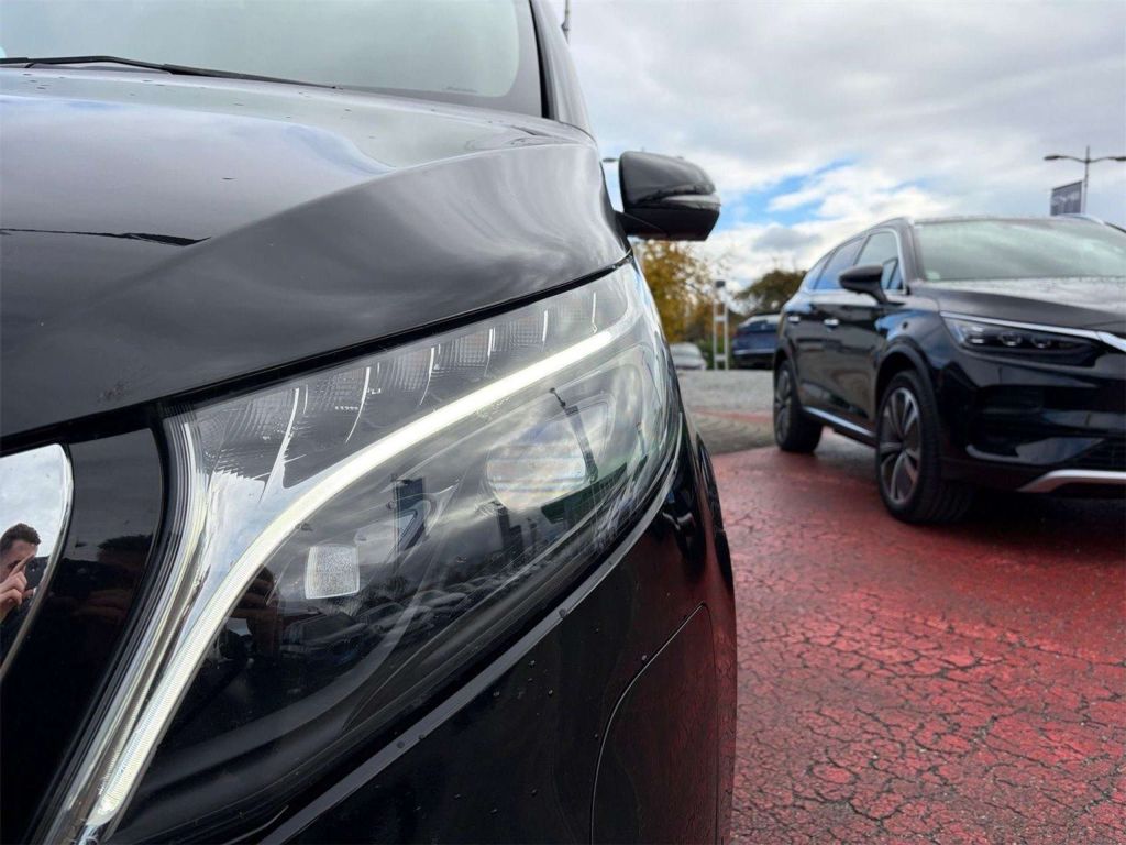 Mercedes-Benz EQV 300