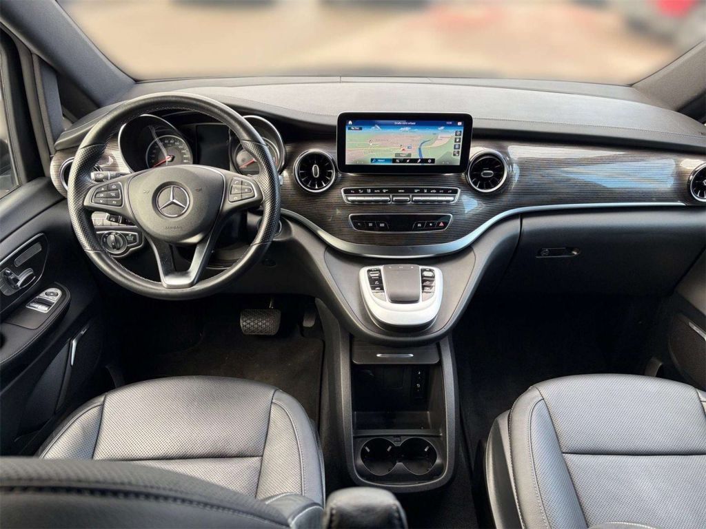 Mercedes-Benz EQV 300