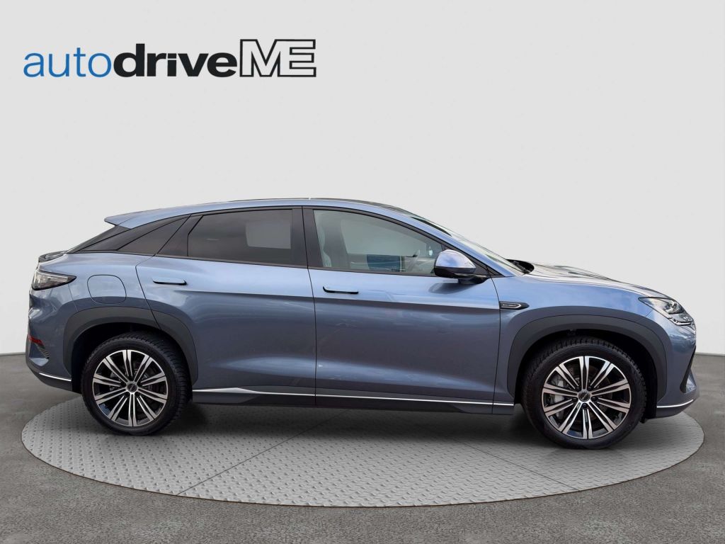 BYD Sealion 7