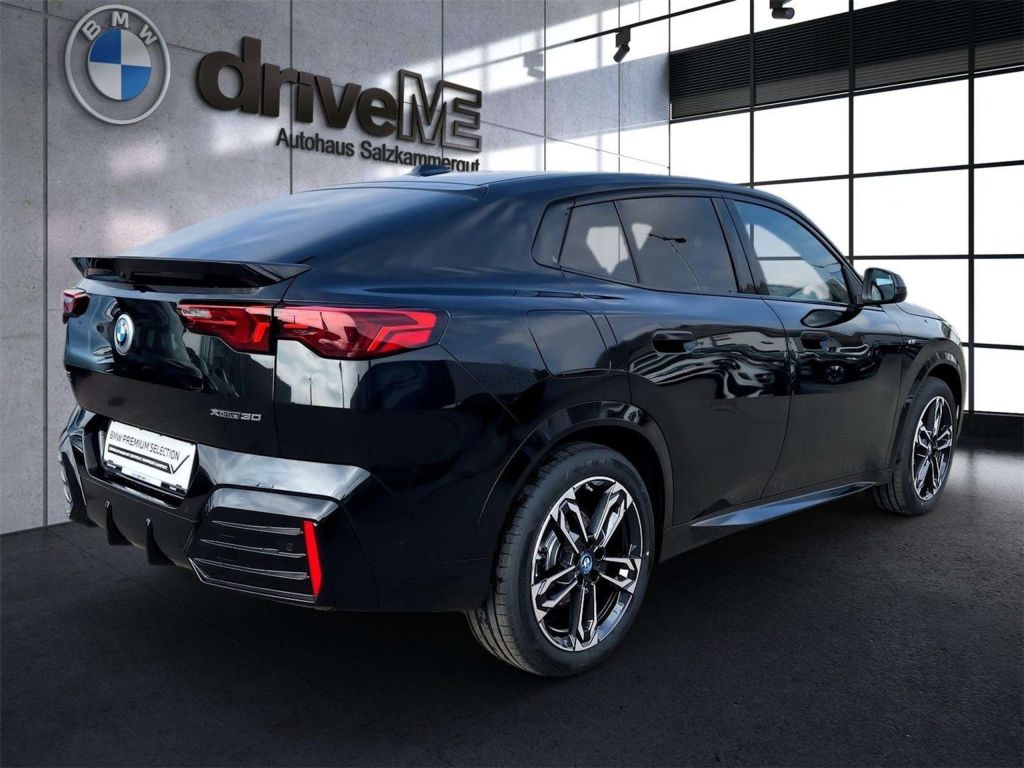 BMW iX2