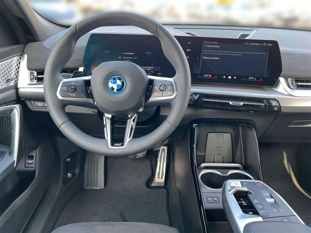 BMW iX2