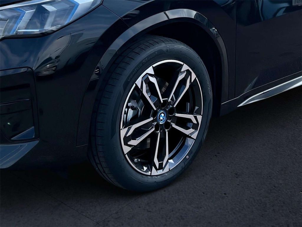 BMW iX2