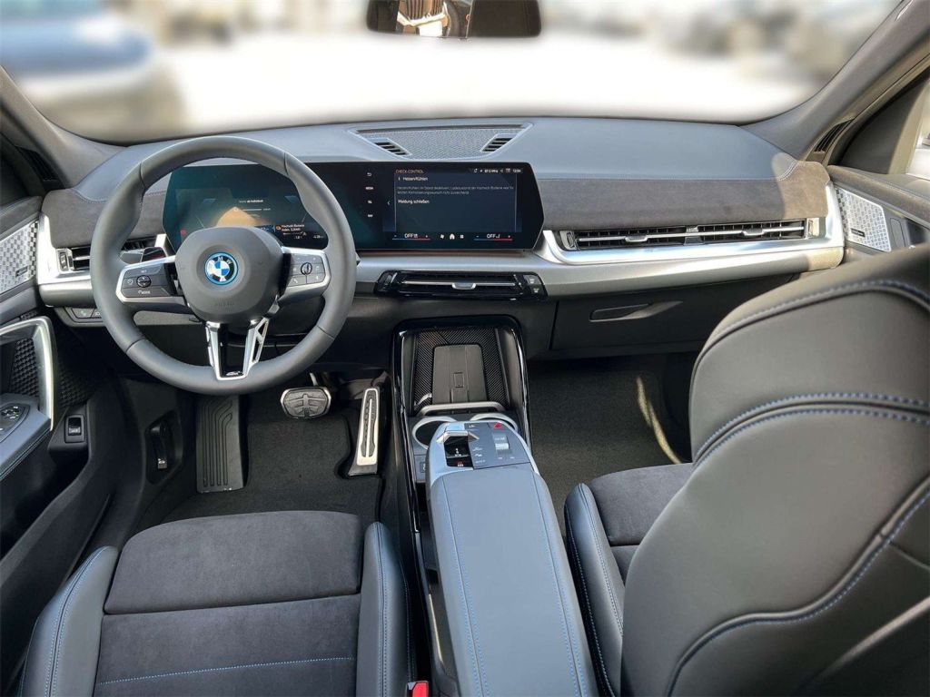 BMW iX2