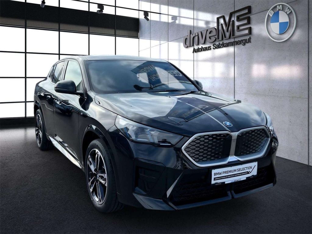 BMW iX2