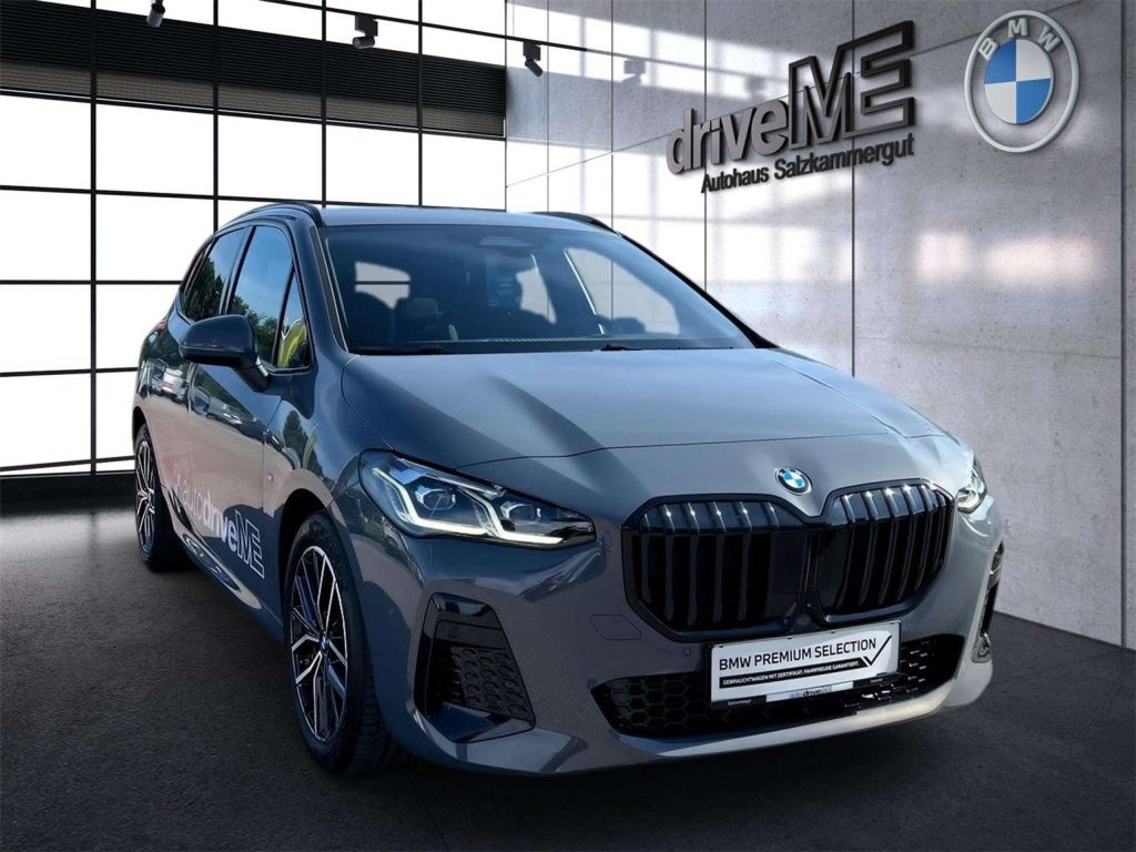 BMW 218