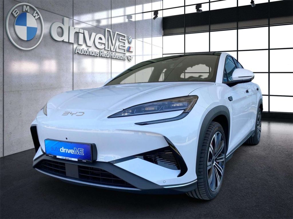 BYD Sealion 7