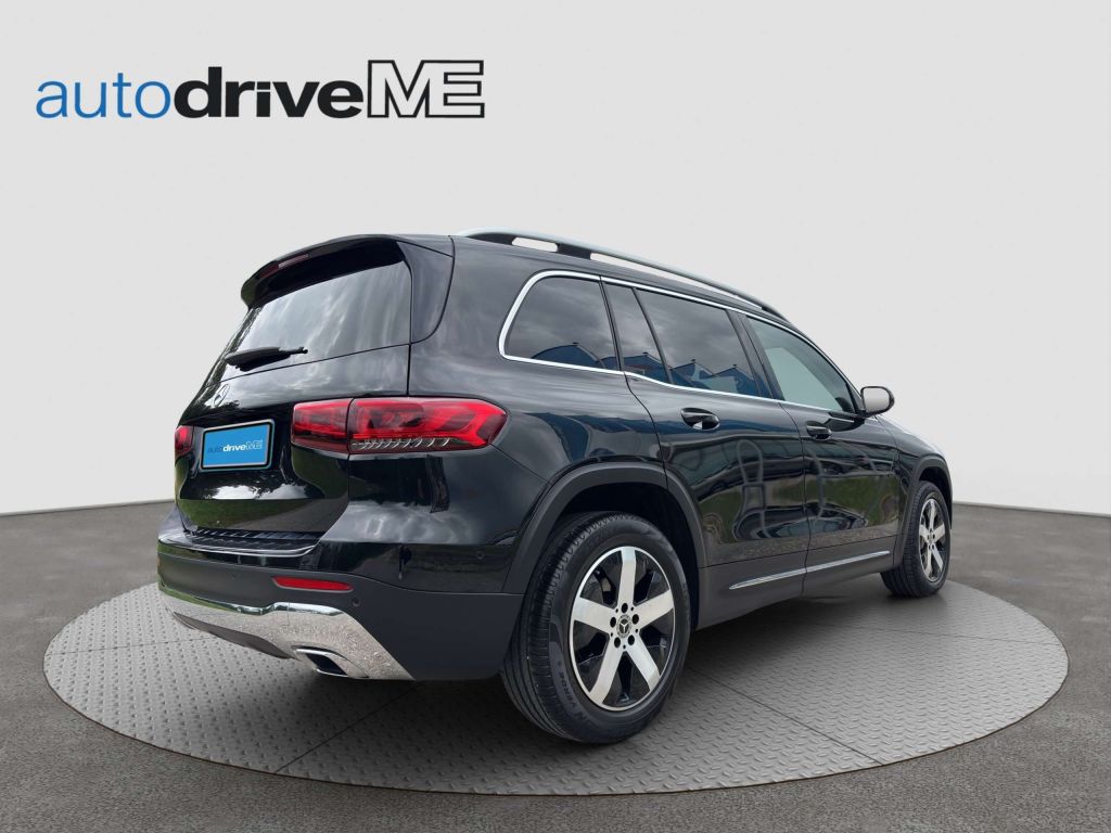 Mercedes-Benz GLB 200