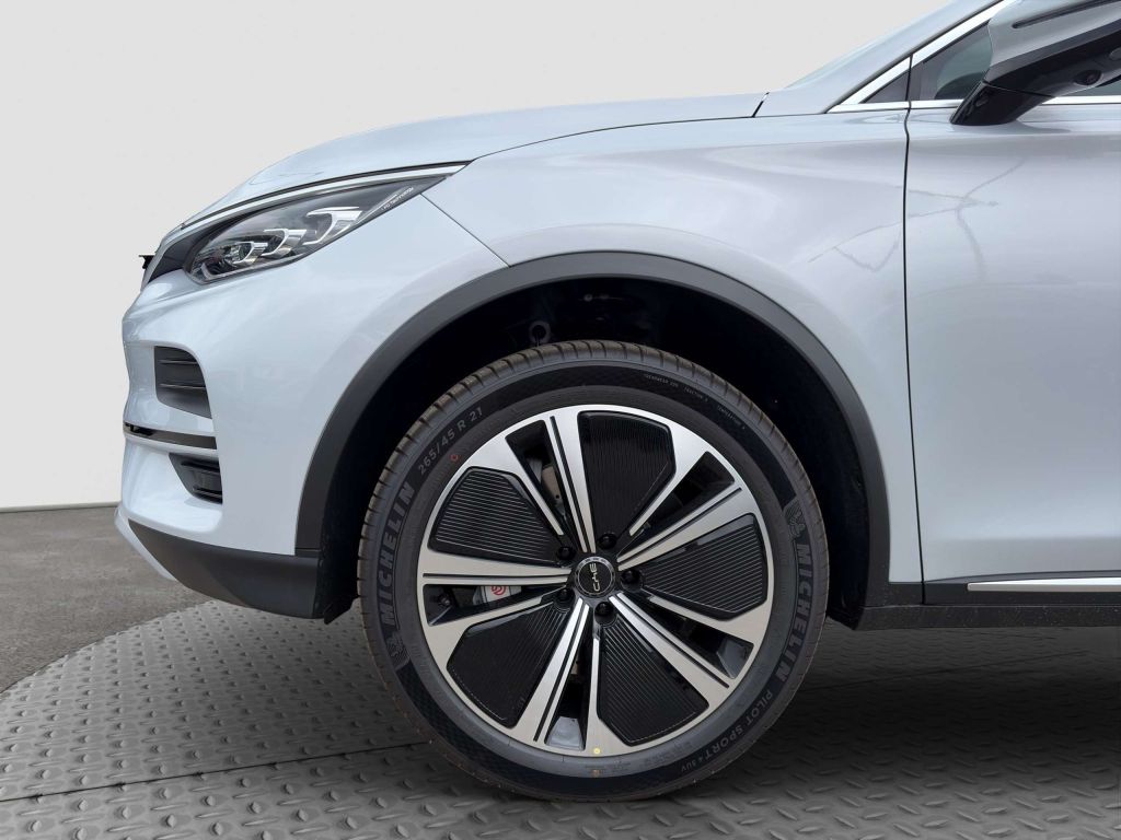 BYD Tang