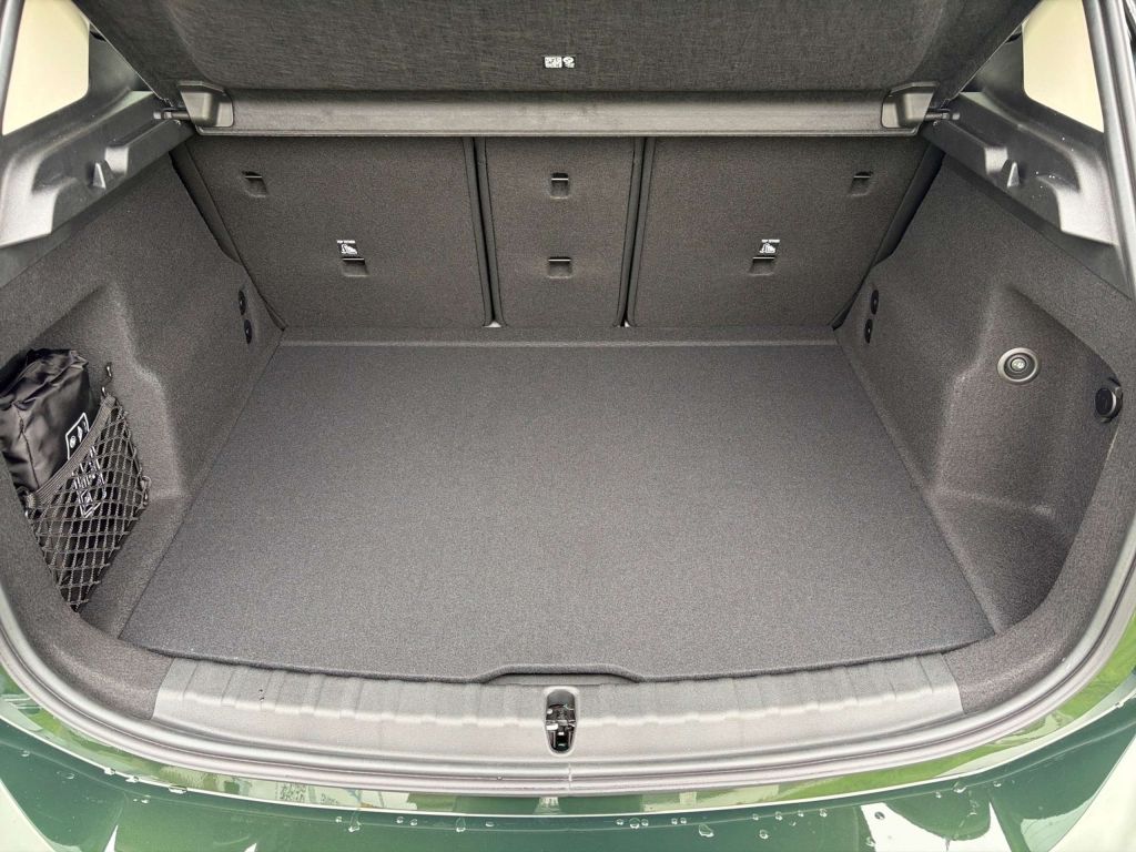 BMW 216