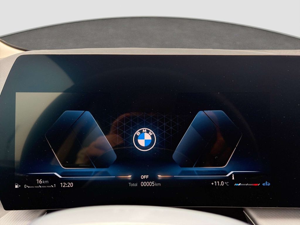 BMW 216