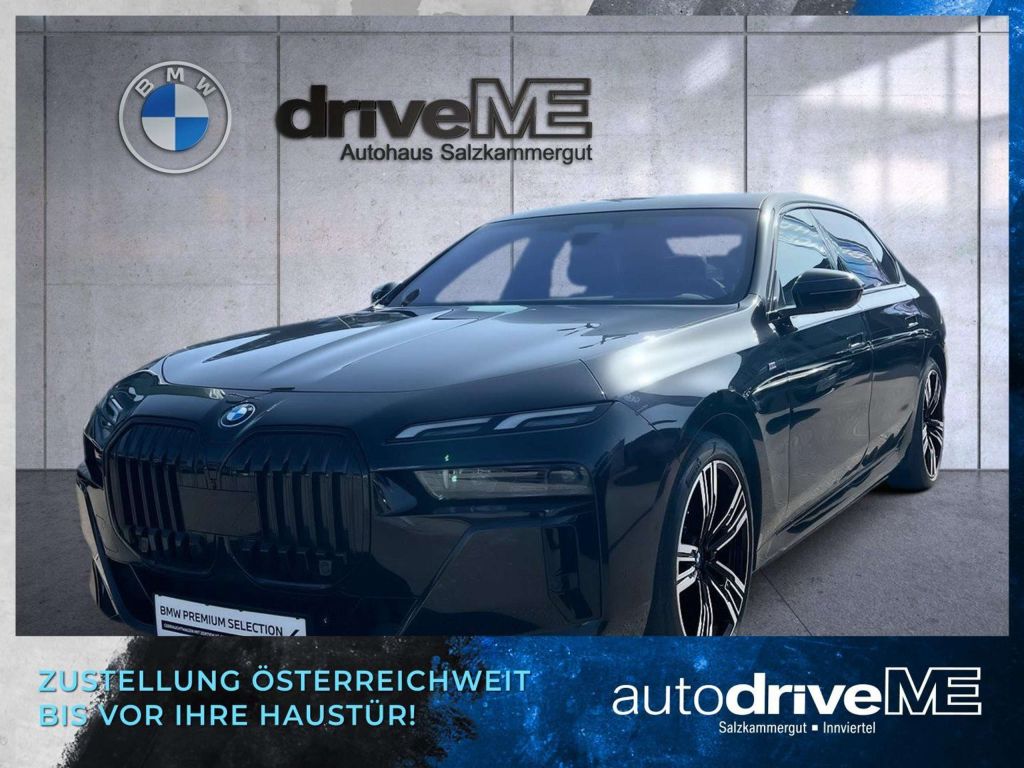 BMW i7