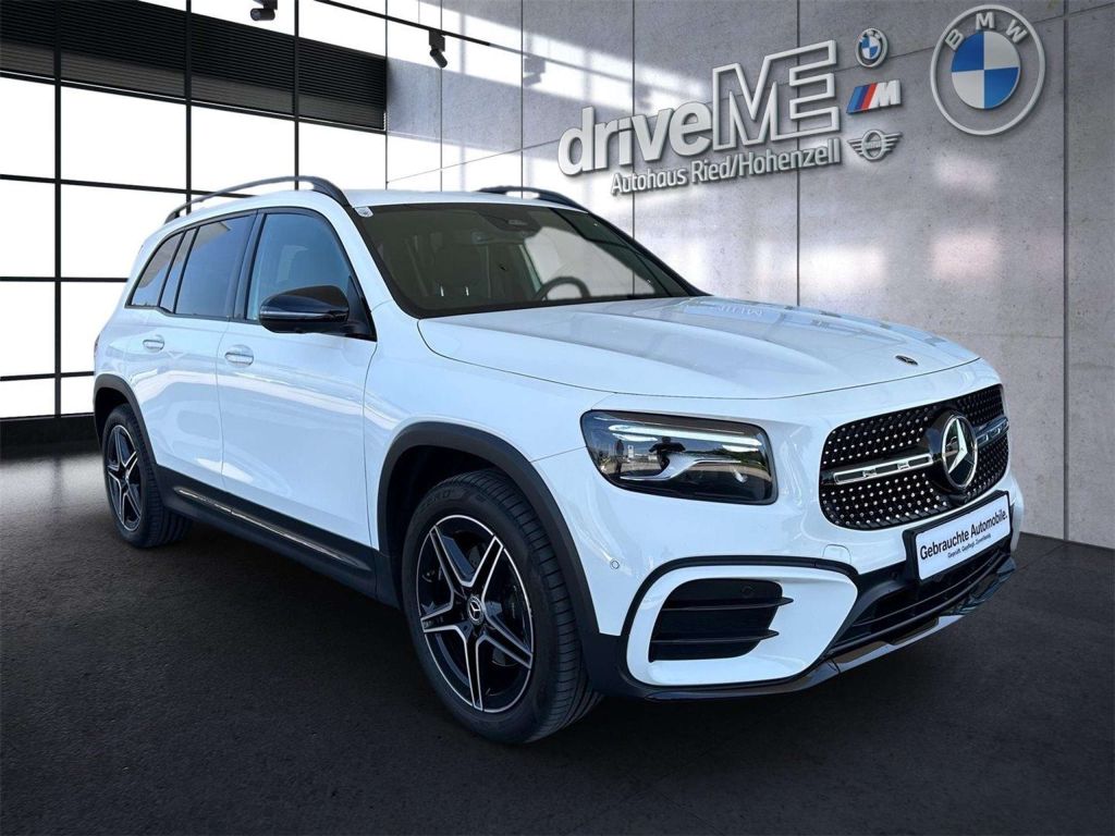 Mercedes-Benz GLB 200