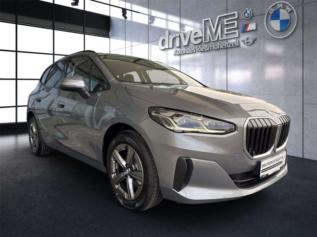 BMW 218
