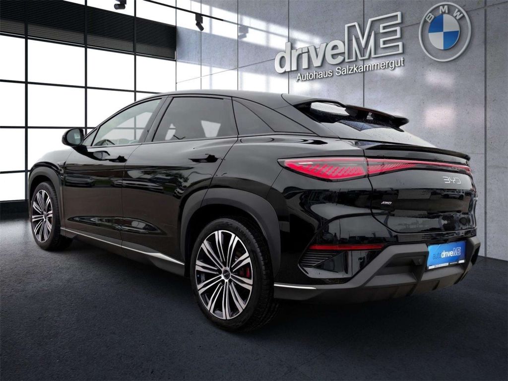 BYD Sealion 7