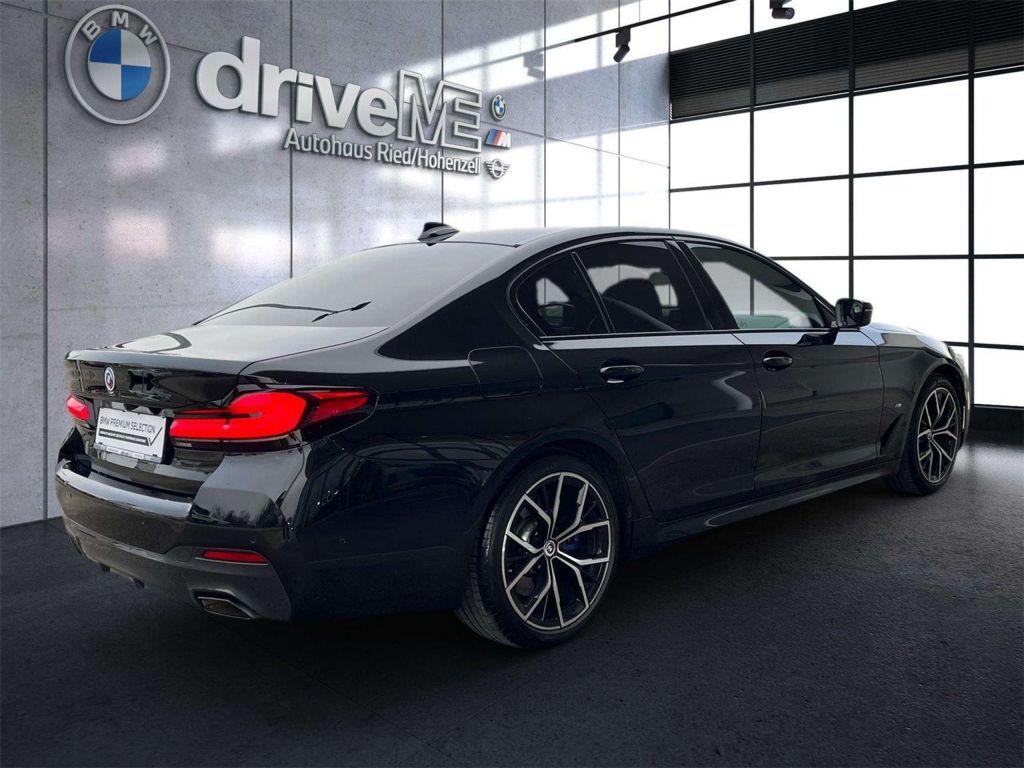 BMW 520