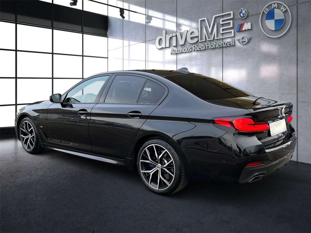 BMW 520