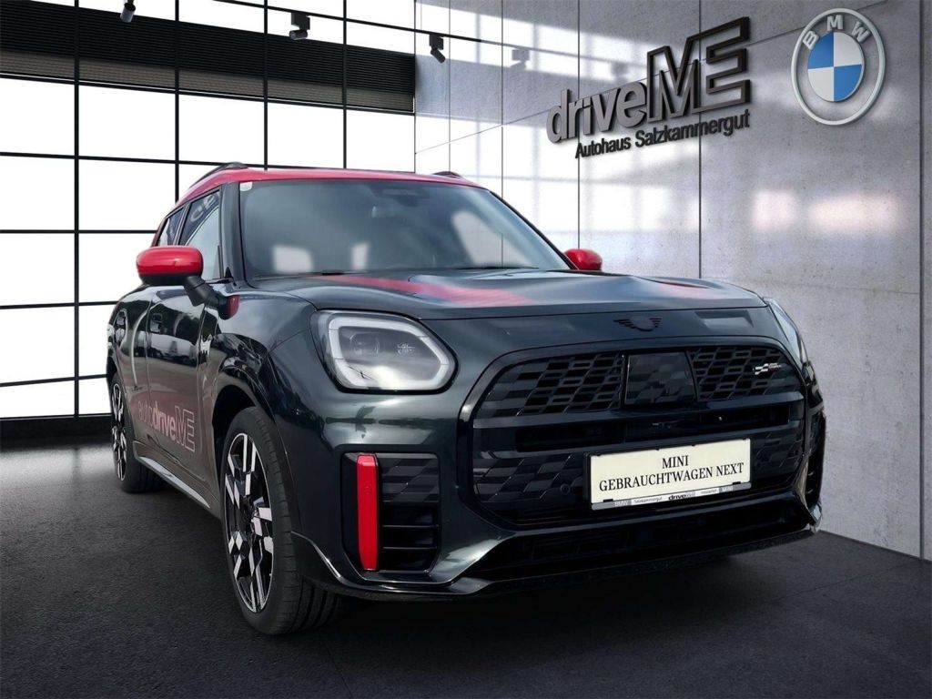 MINI John Cooper Works Countryman