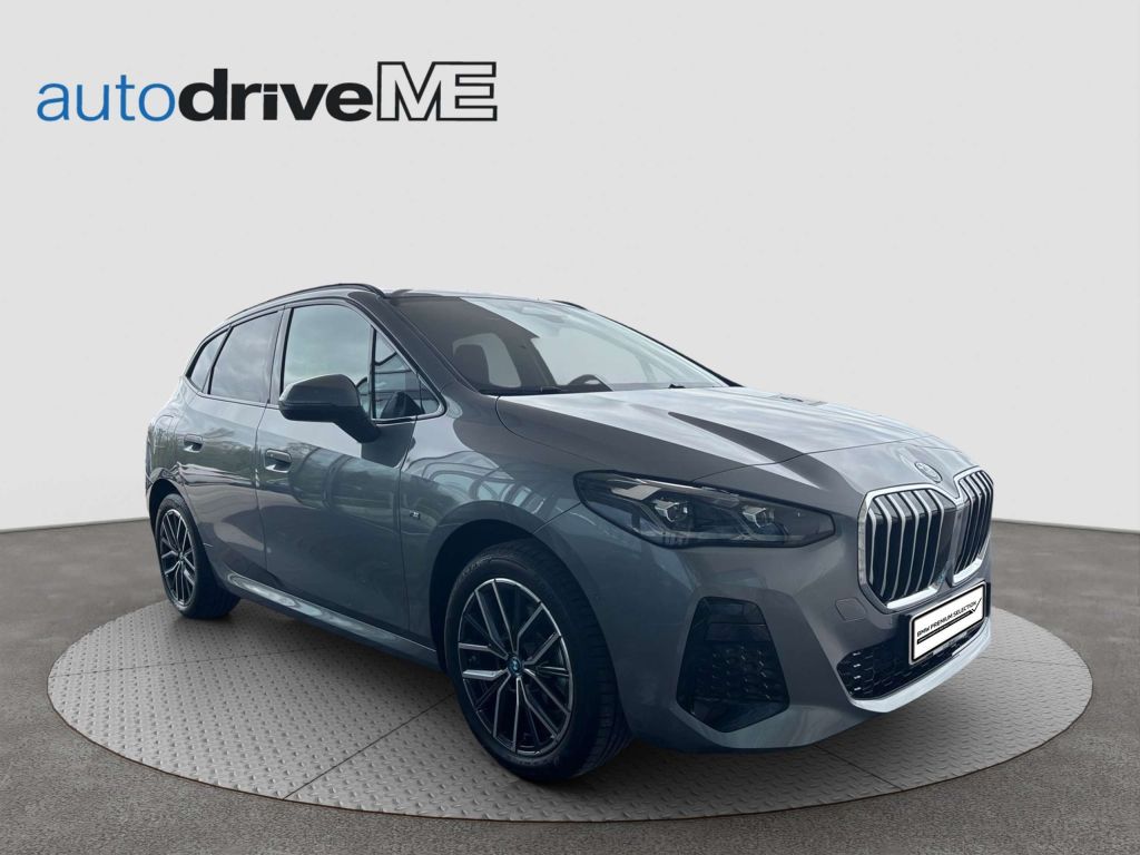 BMW 225