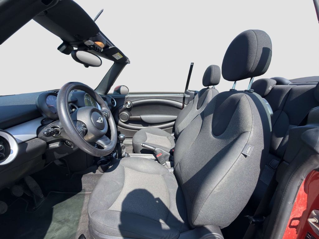 MINI Cooper Cabrio