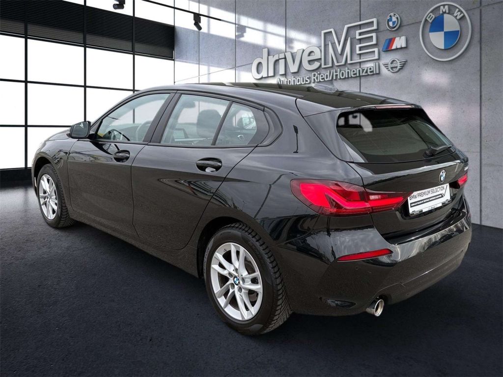 BMW 118