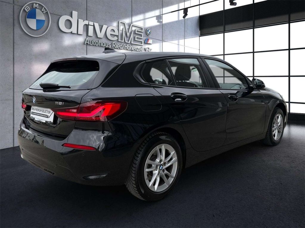 BMW 118