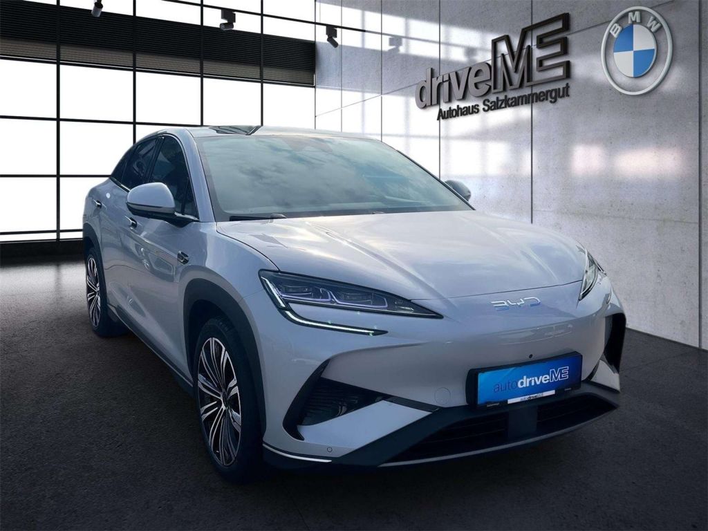 BYD Sealion 7