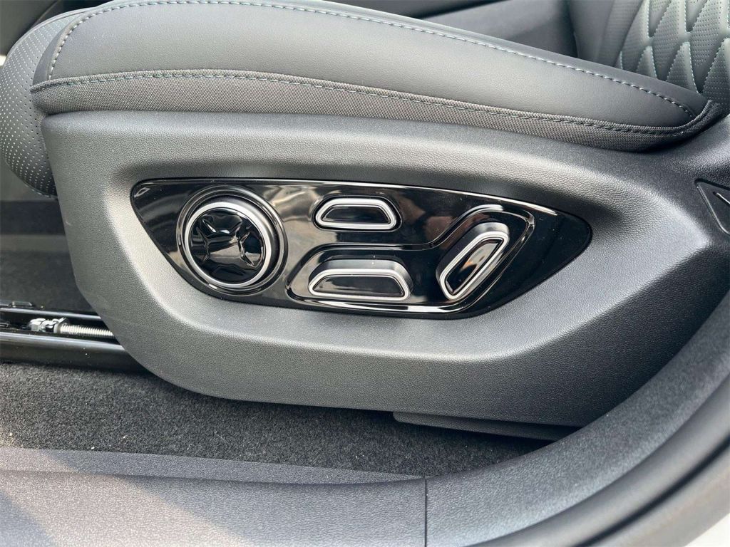 BYD Sealion 7