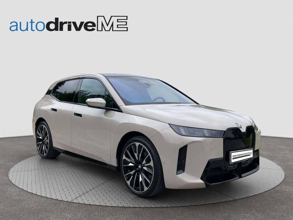 BMW iX