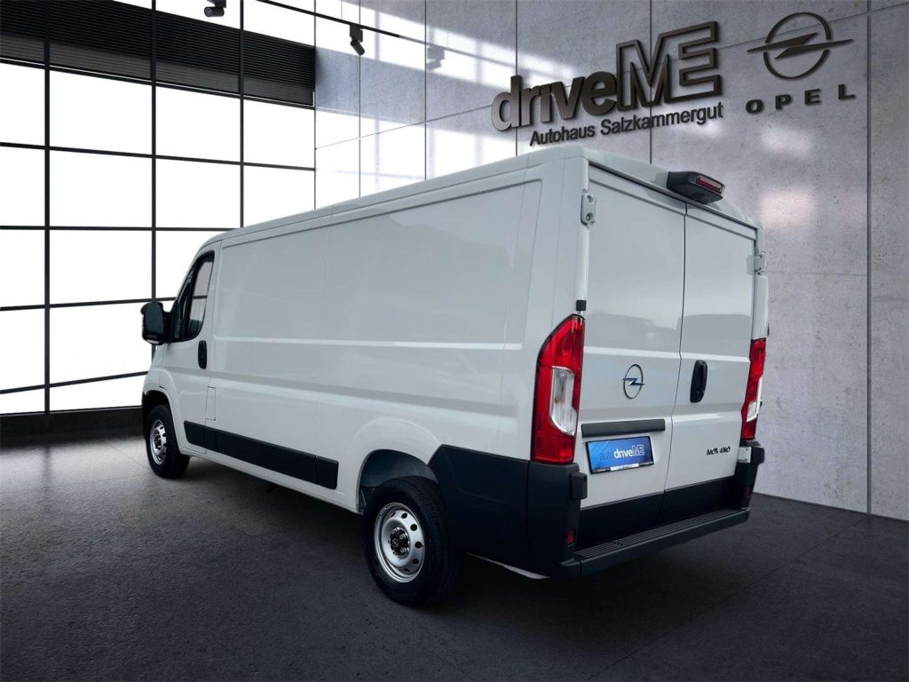 Opel Movano