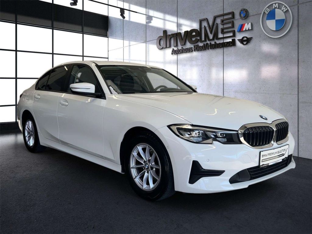 BMW 320