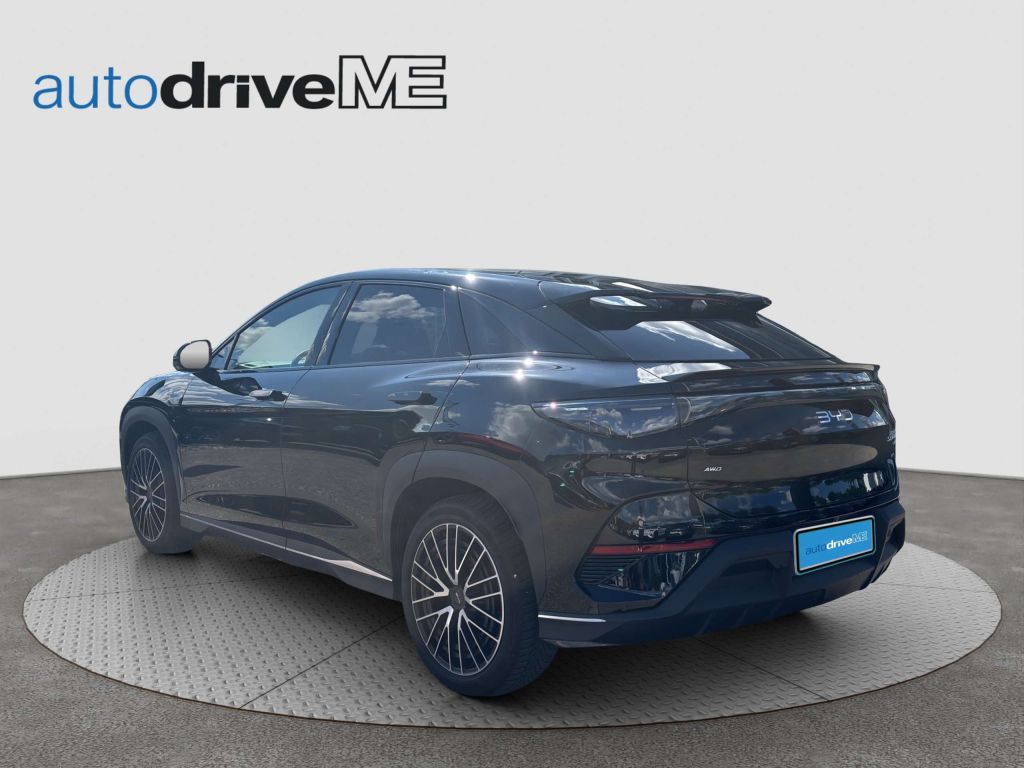 BYD Sealion 7