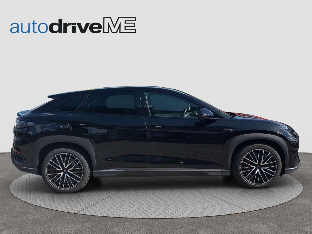 BYD Sealion 7