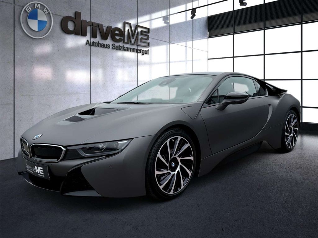 BMW i8