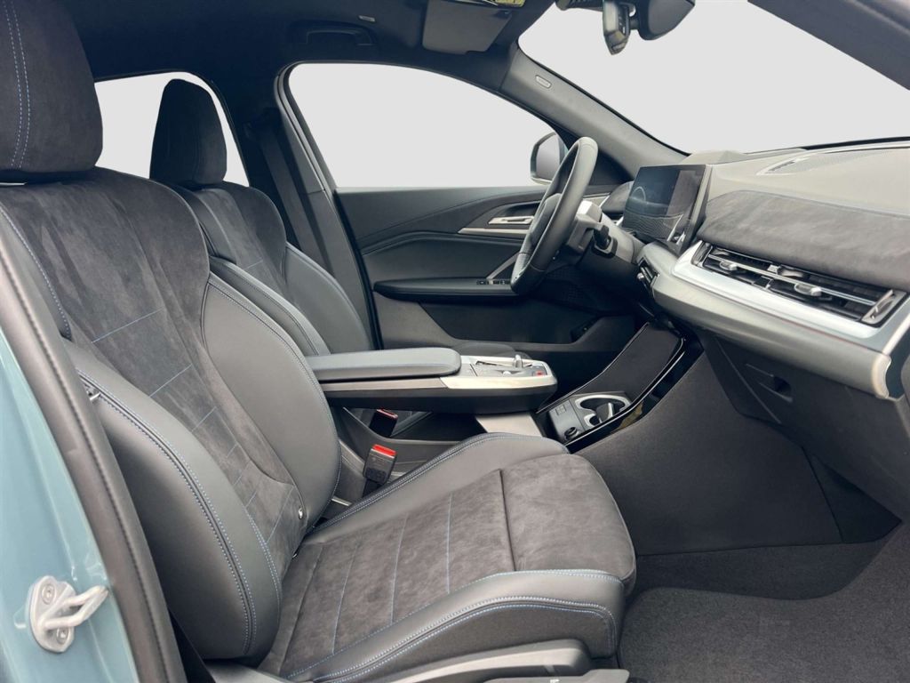 BMW iX2