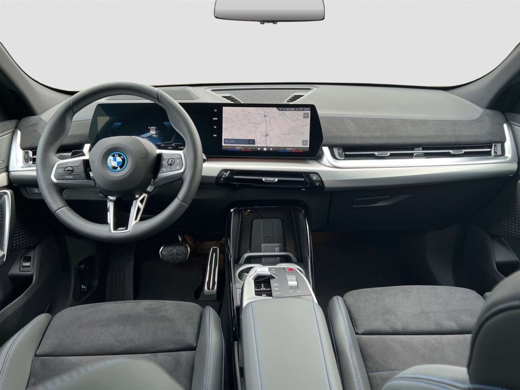 BMW iX2