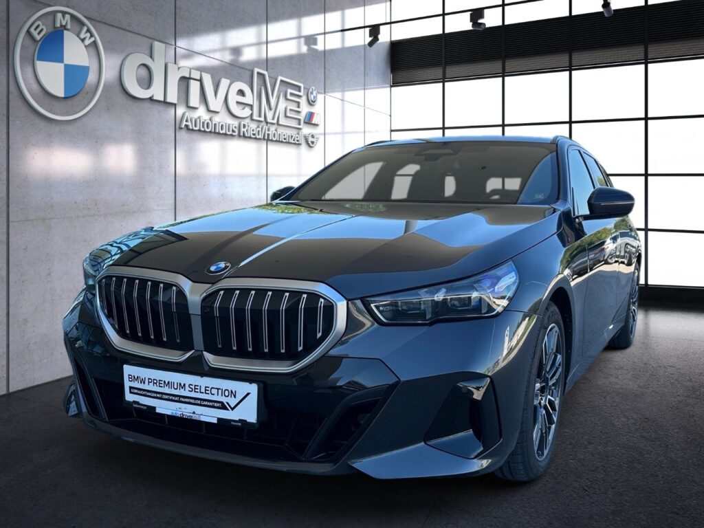 BMW 540d xDrive Touring M-Sport M-Sportpaket, Innovationspaket, Travelpaket
