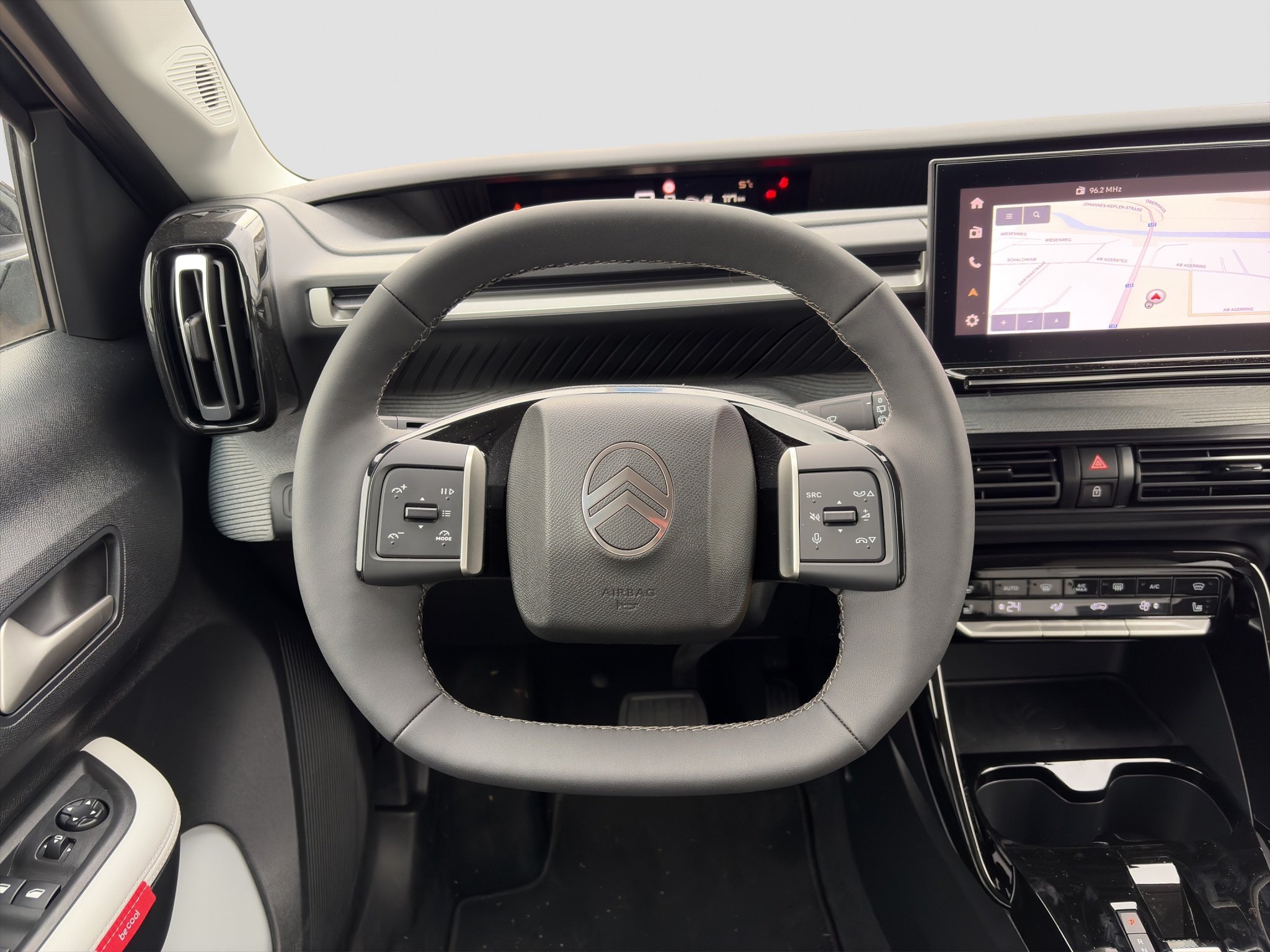 VR7CPZYA0ST078061_11-1