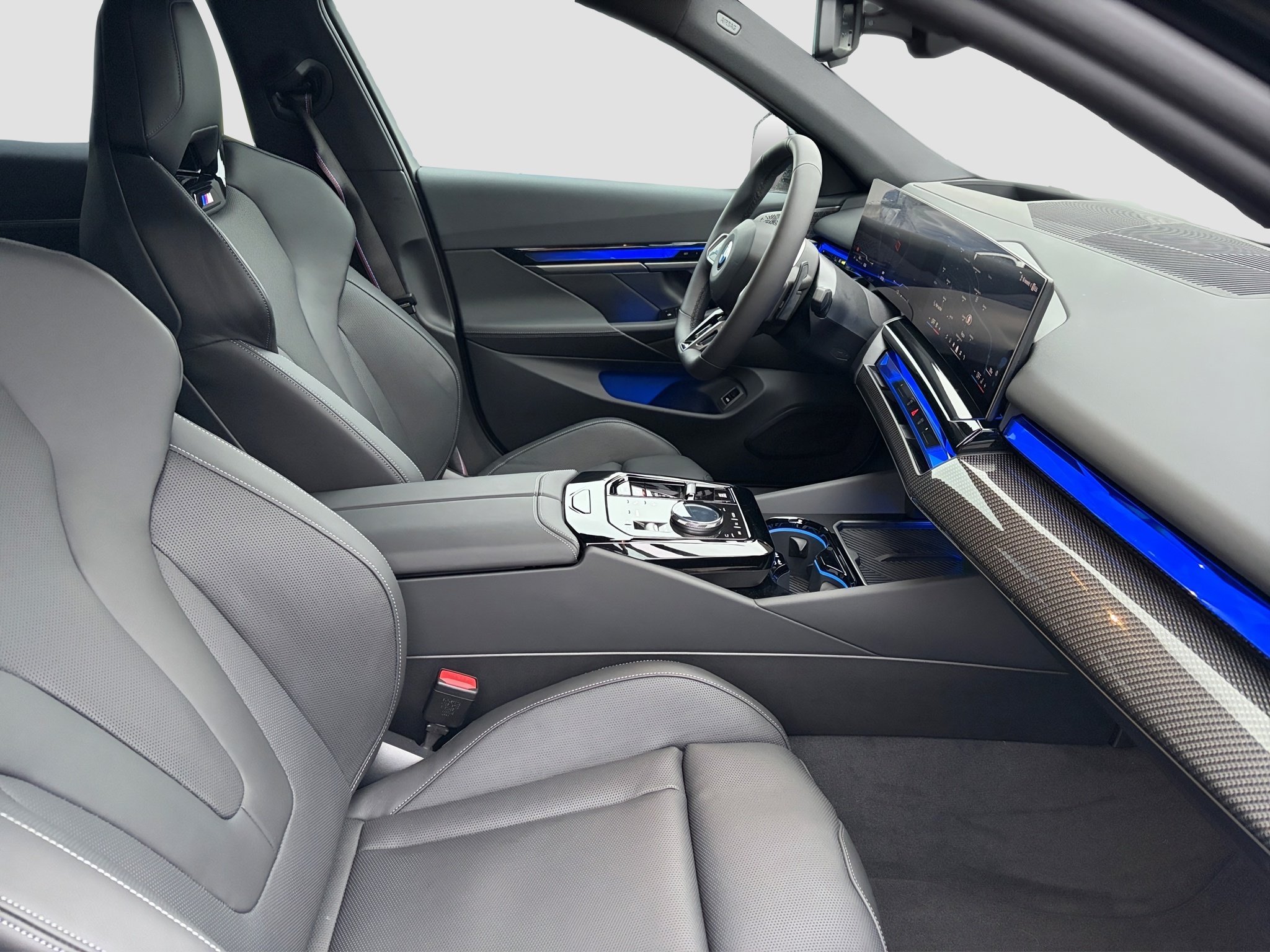 WBA21GW090CV43610_9