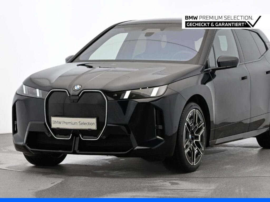 BMW iX xDrive 45 M-Sport